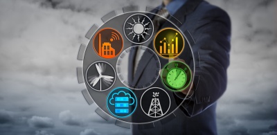 Operator Monitoring Power Network Applications (© leowolfert / Fotolia.com)