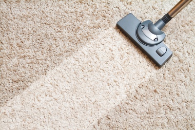 Vacuum cleaning (© Perfectlab / Fotolia.com)